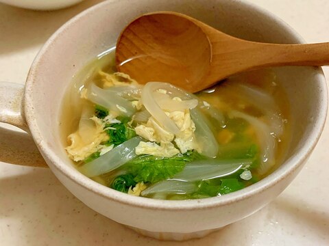 玉ねぎとサニーレタスの大量消費スープ◎